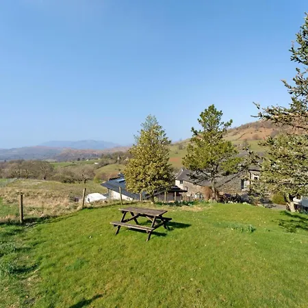 2 Bed In Oc-lr179 Vakantiehuis *